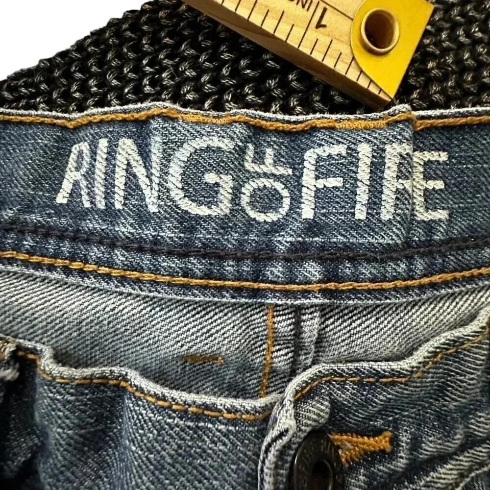 Ring Of Fire Jeans Boy Teen 18 Blue Denim Distress Straight Leg W27 L27 med wash - Picture 12 of 14